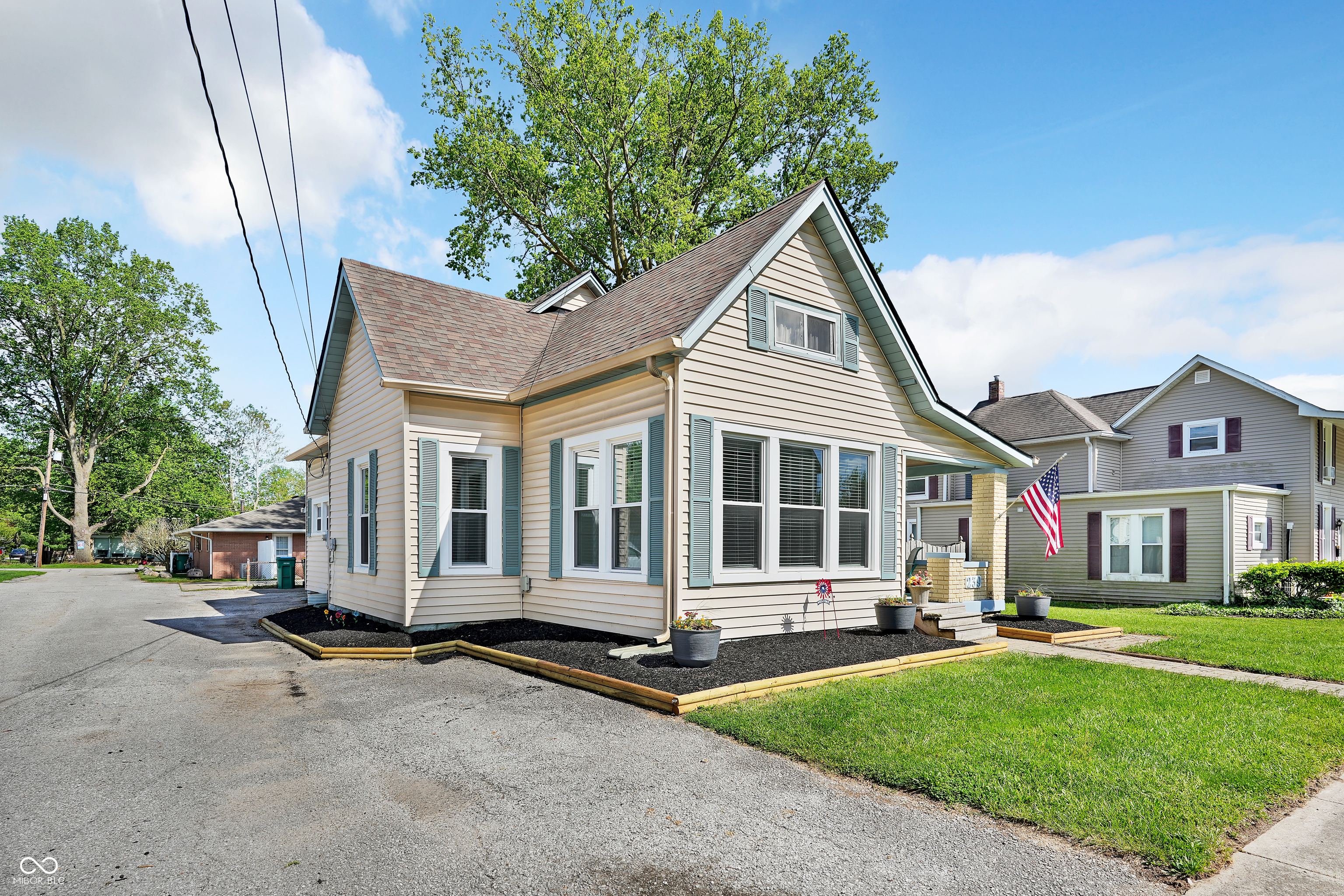 239 Avon Avenue