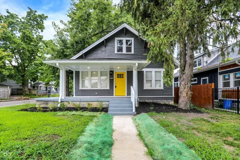 MLS: 22025596
