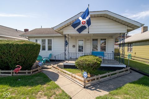 Photo of 3839 Hoyt Avenue, Indianapolis, IN 46203 (MLS # 22034487)