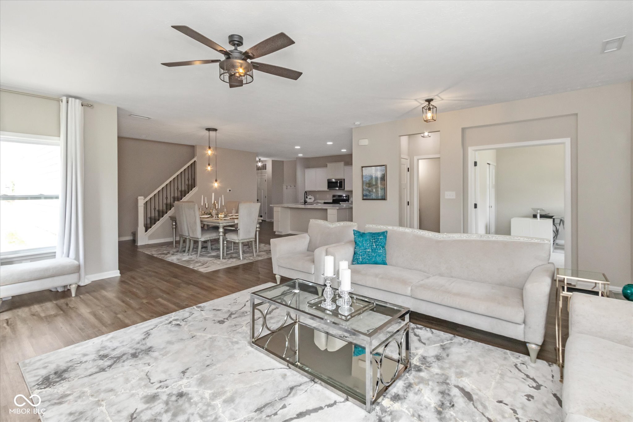 7228 Lockford Walk N