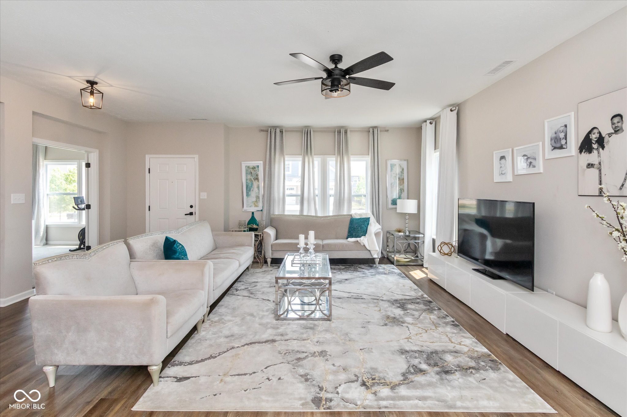 7228 Lockford Walk N