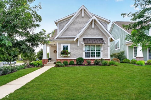 Photo of 1523 Cloverdon Drive, Westfield, IN 46074 (MLS # 22115837)