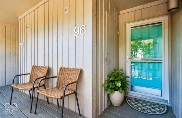96 LOOKOUT RIDGE DR, COLUMBUS, IN 47201 - Image 501bb57895d0e59fb1aaef3a10e89a67/2434922485