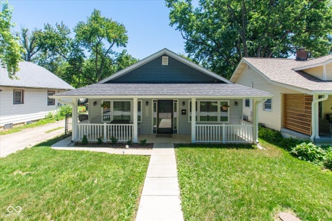 Photo of 5035 Rosslyn Avenue, Indianapolis, IN 46205 (MLS # 22105774)