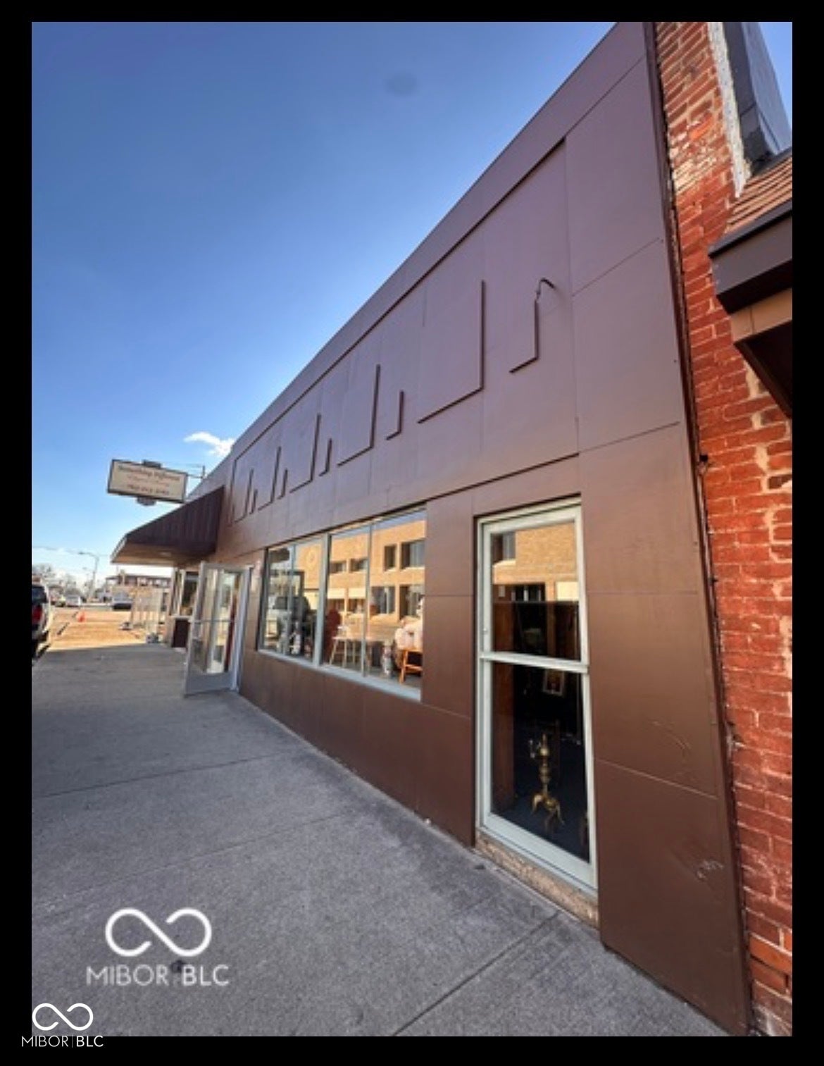 Photo 1 of 4 — 1213 Main Street, Anderson, IN 46016