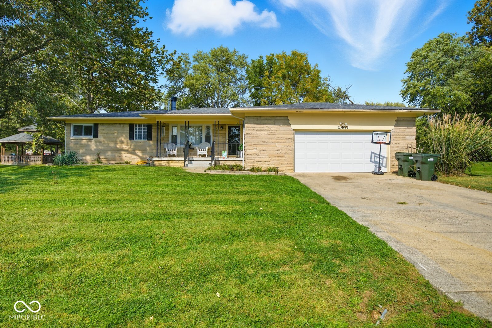 2867 S Oakland Drive