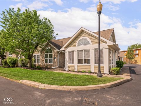 Photo of 7404 Chapel Villas Drive #UNIT C, Indianapolis, IN 46214 (MLS # 22095571)