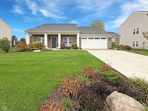 2382 Lingerman Way Avon IN 46123