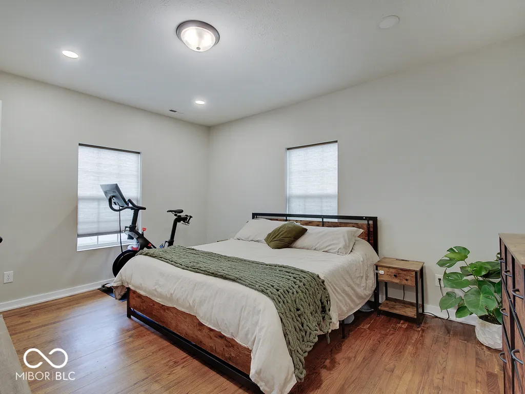 Trafalgar, Indiana 46181, United States, 3 Bedrooms Bedrooms, ,3 BathroomsBathrooms,Residential,Active,101996