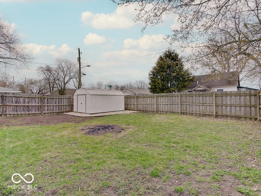 Trafalgar, Indiana 46181, United States, 3 Bedrooms Bedrooms, ,3 BathroomsBathrooms,Residential,Active,101996