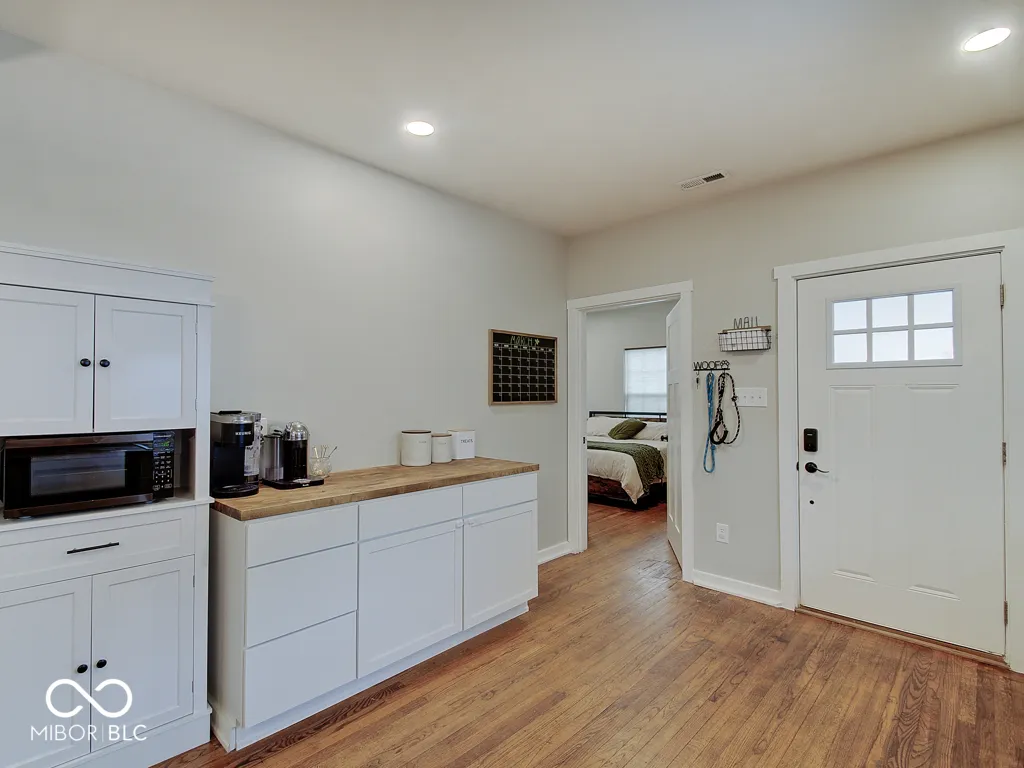 Trafalgar, Indiana 46181, United States, 3 Bedrooms Bedrooms, ,3 BathroomsBathrooms,Residential,Active,101996