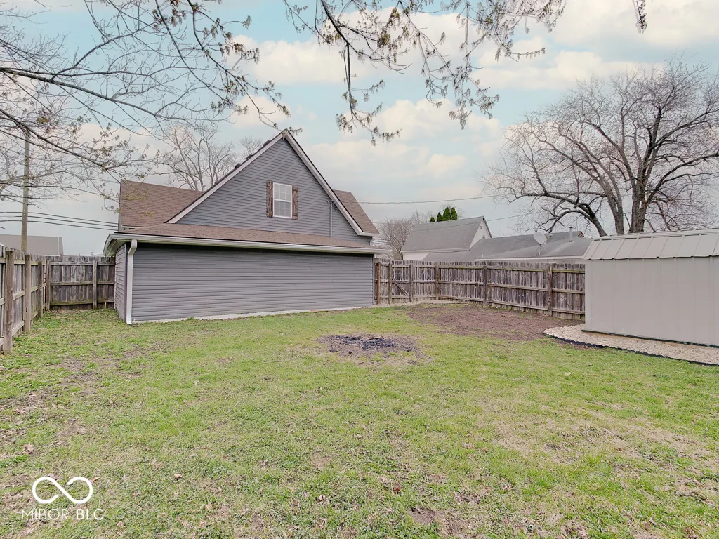 Trafalgar, Indiana 46181, United States, 3 Bedrooms Bedrooms, ,3 BathroomsBathrooms,Residential,Active,101996