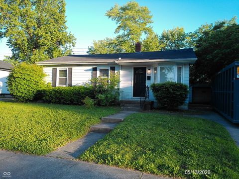 Photo of 8319 E 34th Street, Indianapolis, IN 46226 (MLS # 22098503)
