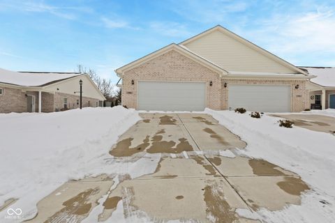 Photo of 789 Disciples Way, Greenwood, IN 46143 (MLS # 22082091)
