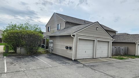 Photo of 6061 WingedFoot Court, Indianapolis, IN 46254 (MLS # 22093542)