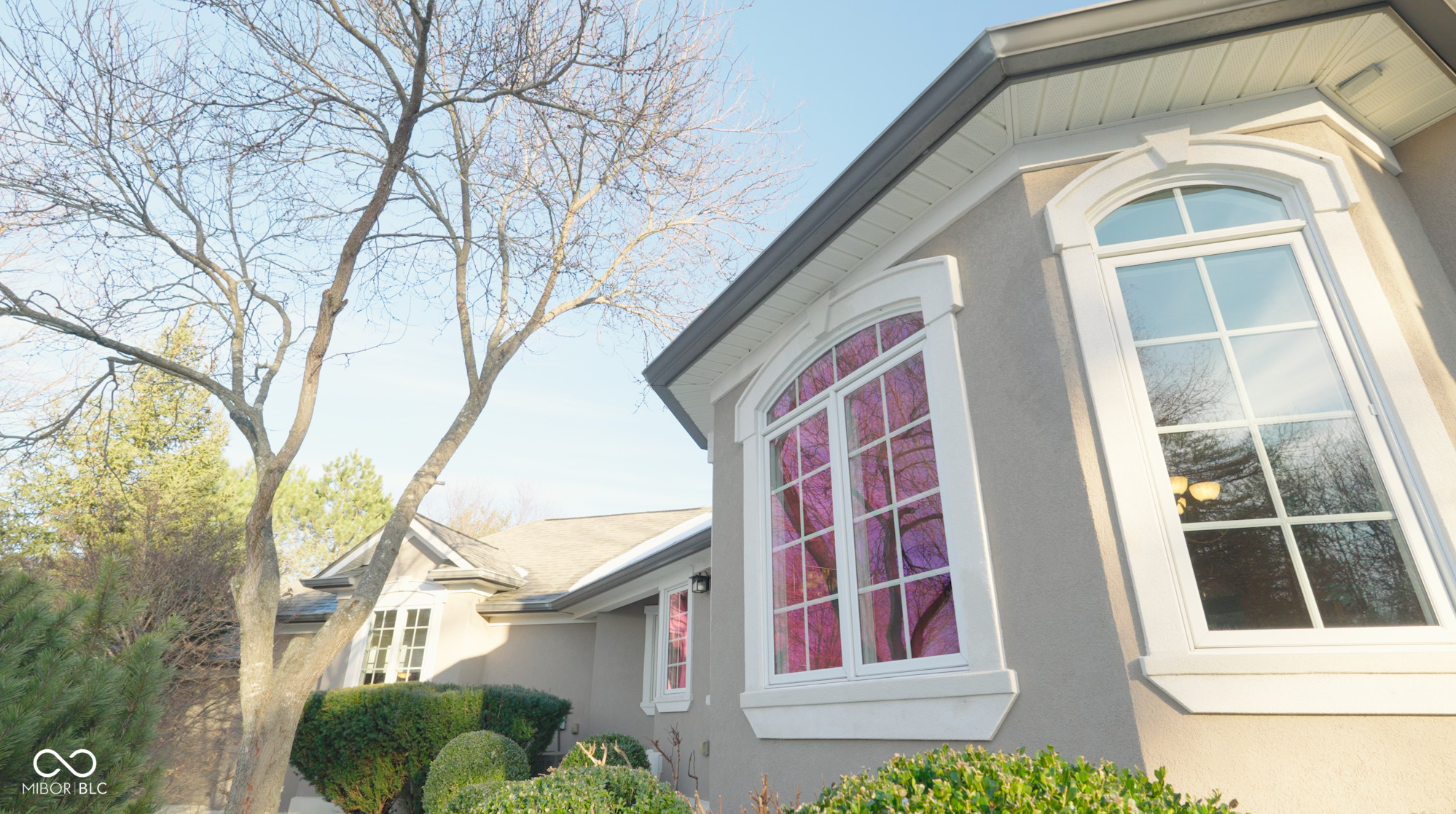 3799 N Foxcliff Drive E