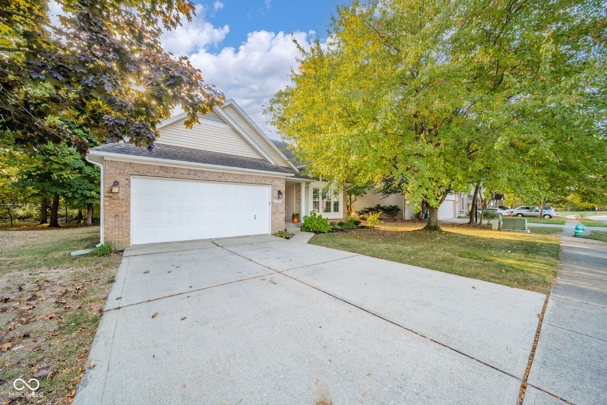7689 Willow Ridge
