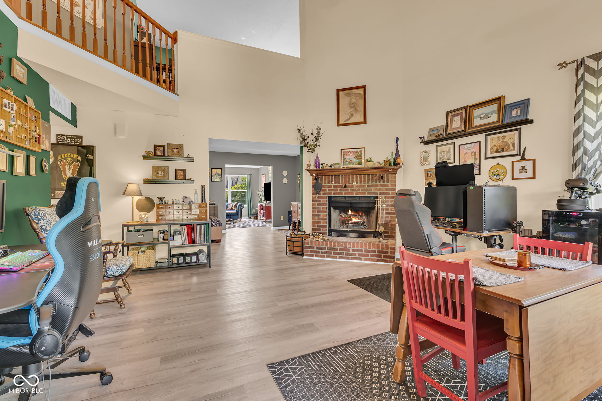 1283 Yellowstone Way