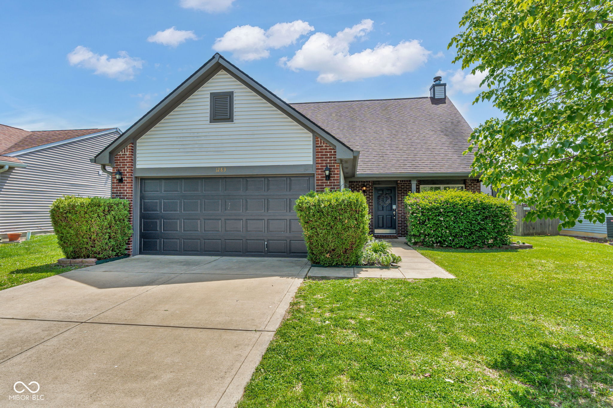 1283 Yellowstone Way