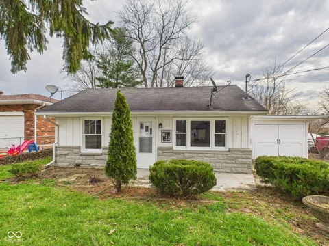 612 Woodlawn Drive, Anderson, IN 46012 - MLS#: 22030263