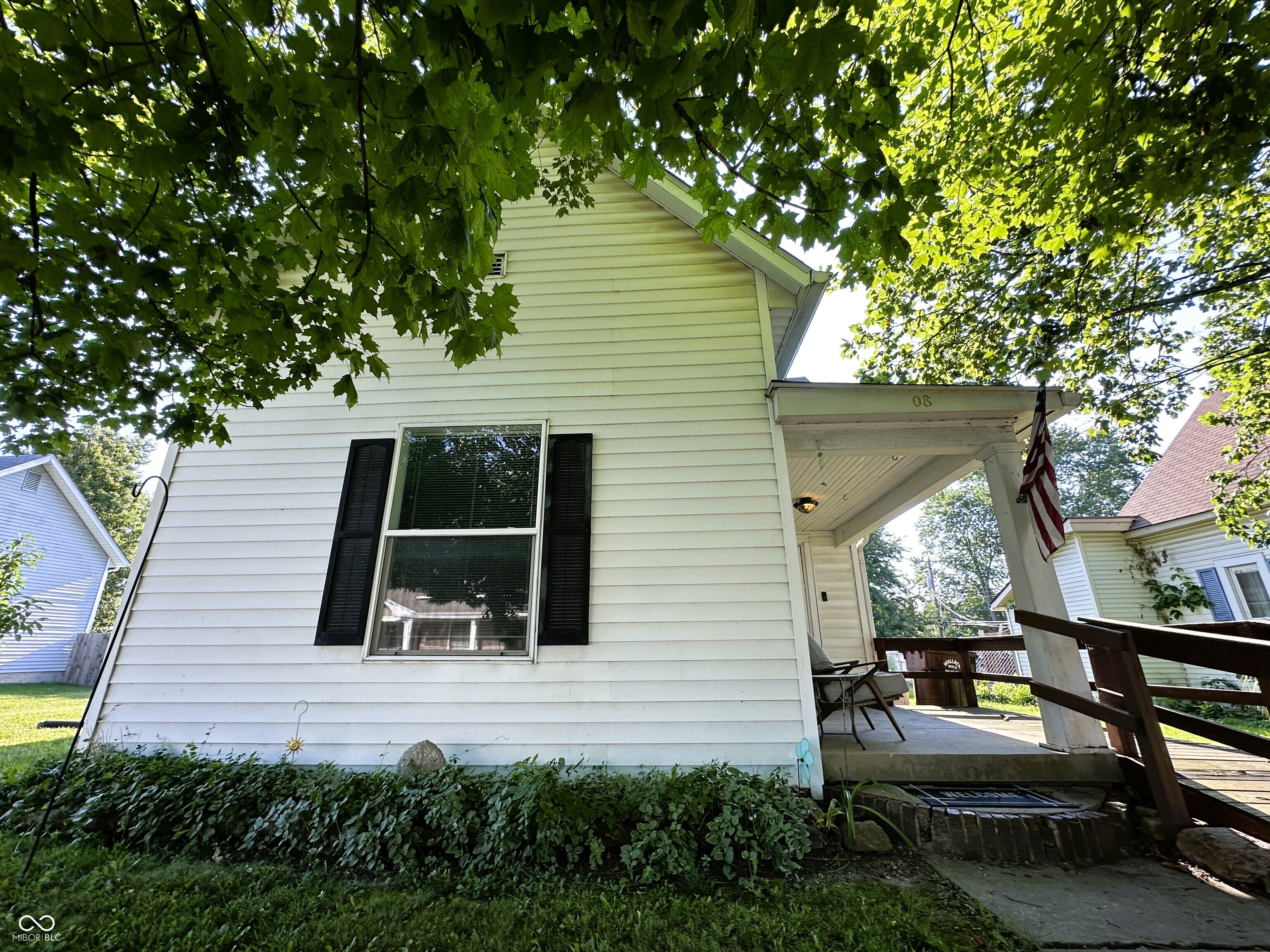8 N Meridian Street