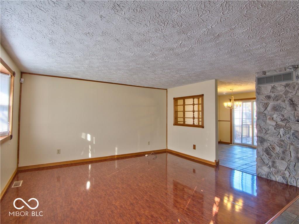 10346 Starview Drive