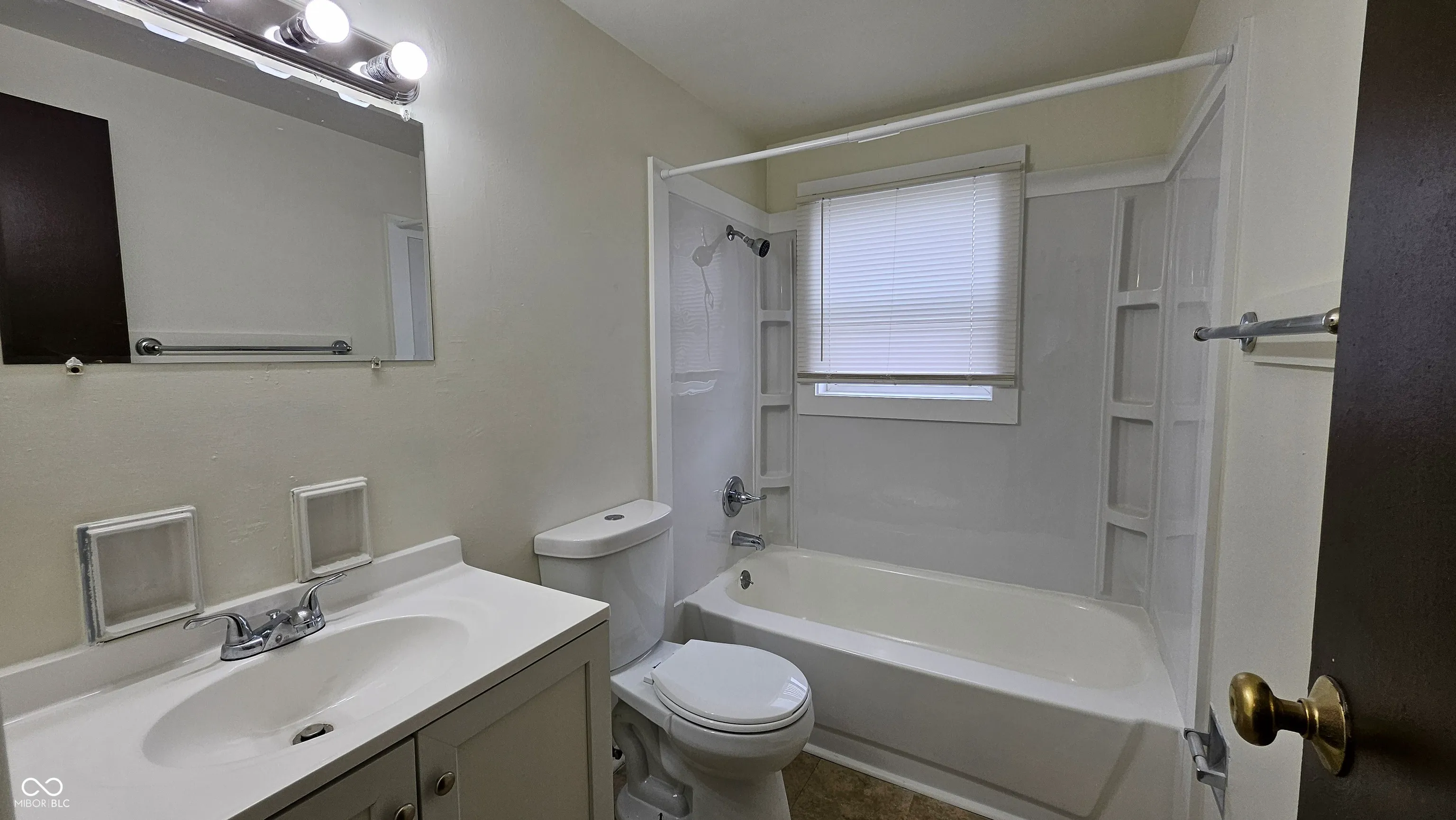 Indianapolis, Indiana 46226, United States, 3 Bedrooms Bedrooms, ,2 BathroomsBathrooms,Residential,Active,13261