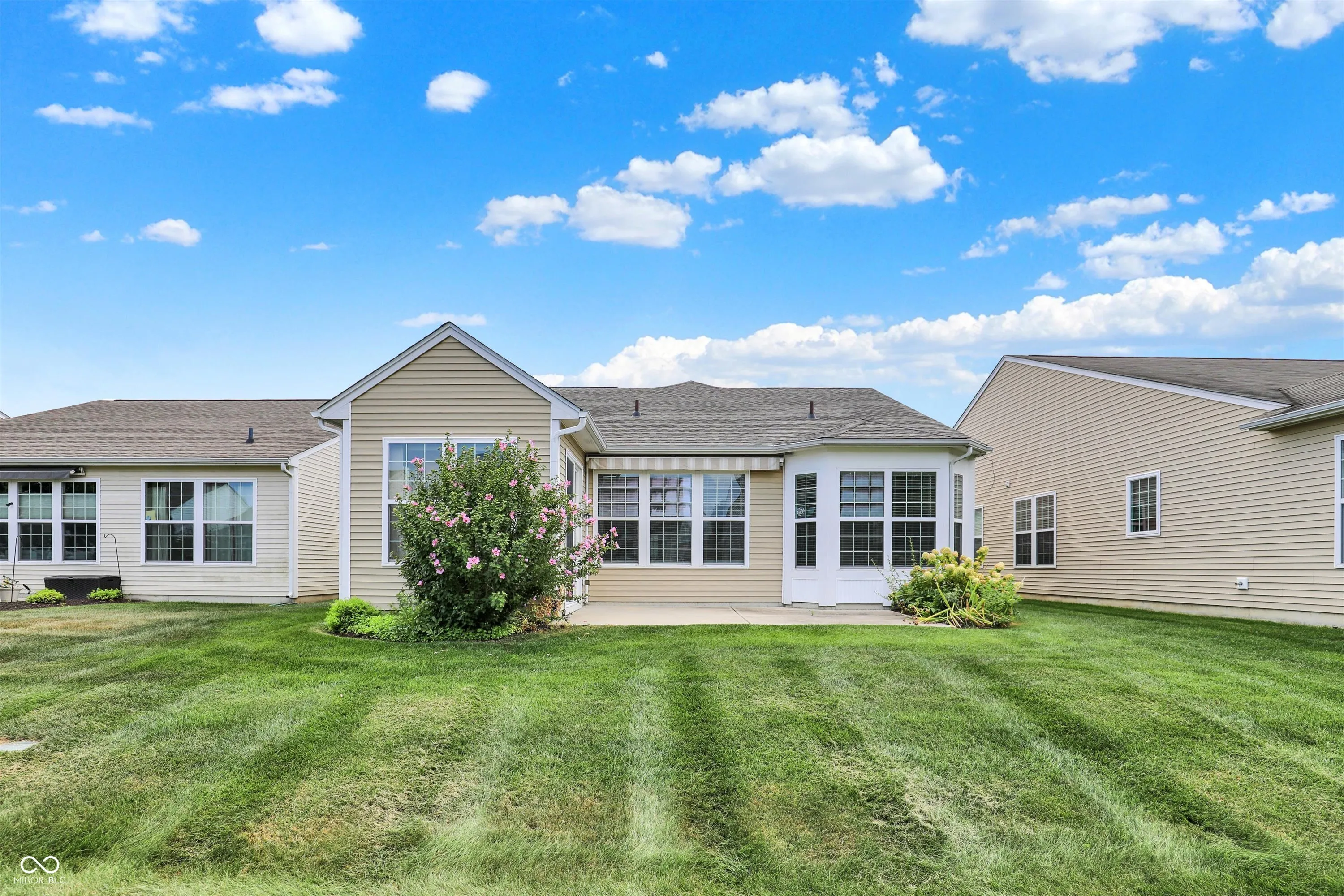 Fishers, Indiana 46037, United States, 2 Bedrooms Bedrooms, ,2 BathroomsBathrooms,Residential,Active,195656