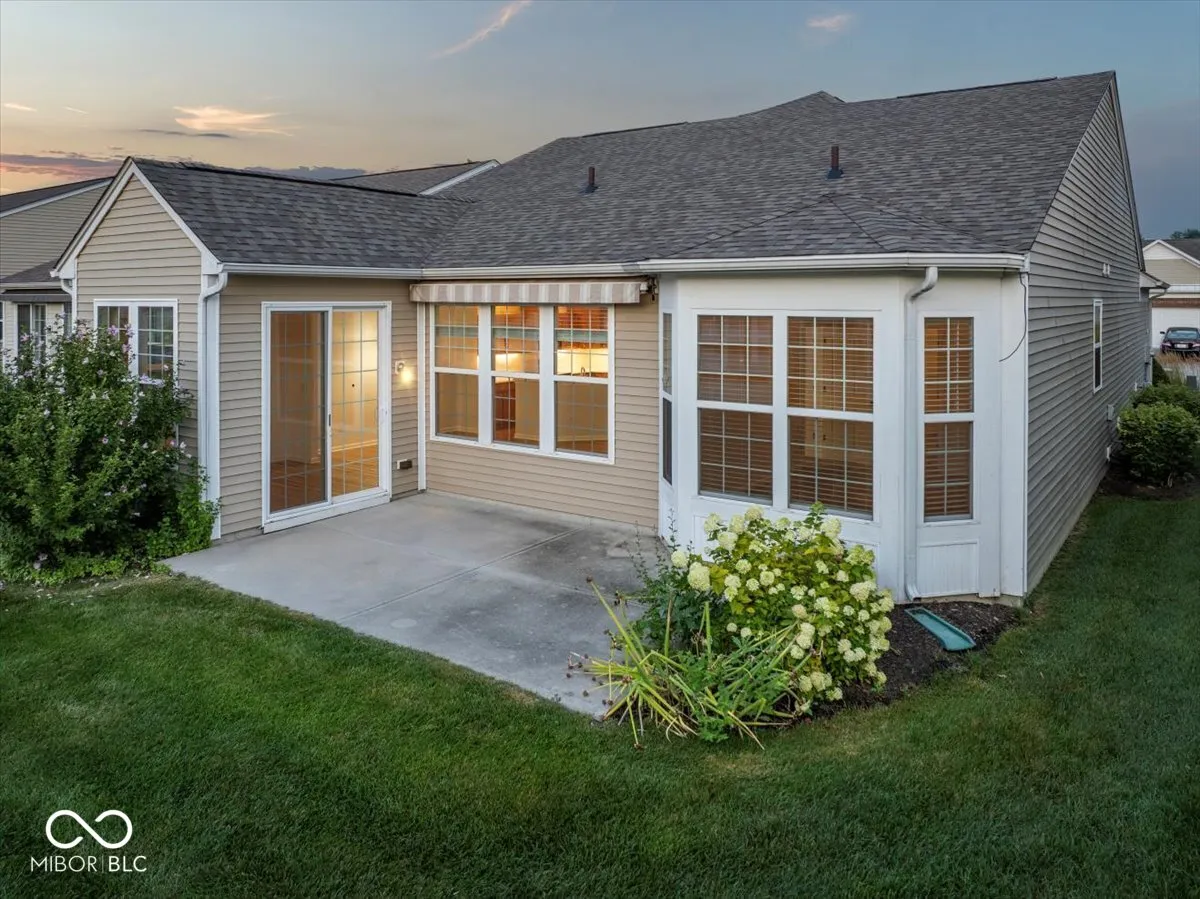 Fishers, Indiana 46037, United States, 2 Bedrooms Bedrooms, ,2 BathroomsBathrooms,Residential,Active,195656