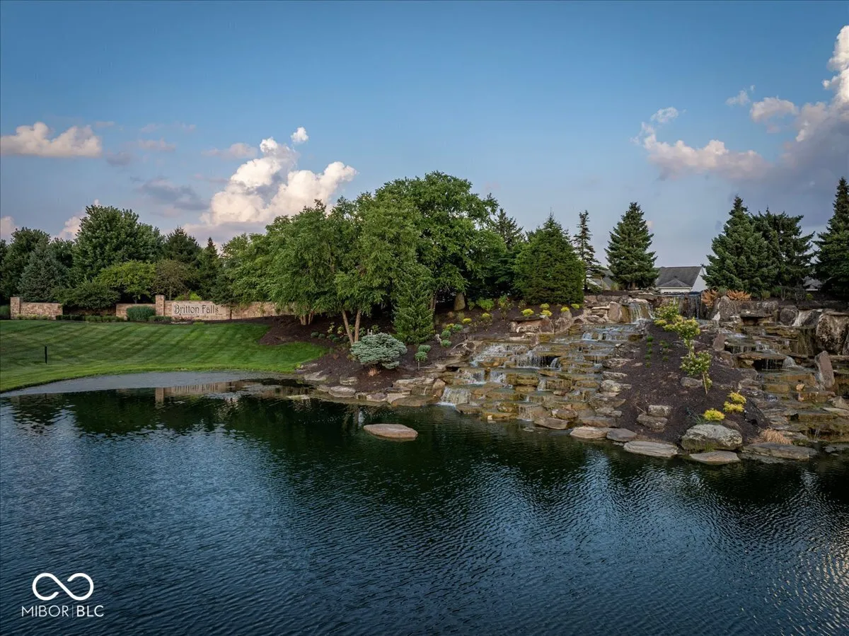 Fishers, Indiana 46037, United States, 2 Bedrooms Bedrooms, ,2 BathroomsBathrooms,Residential,Active,195656