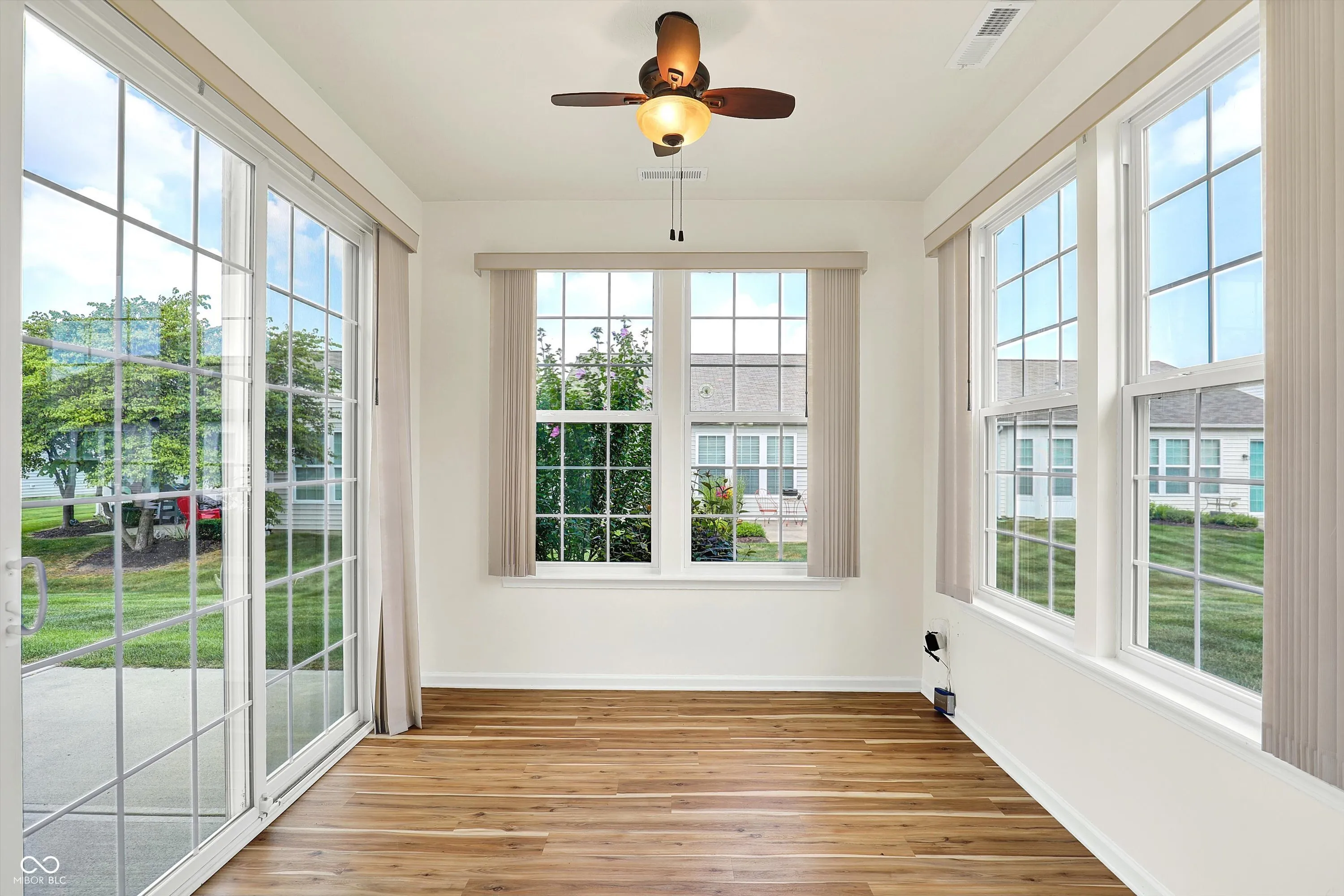 Fishers, Indiana 46037, United States, 2 Bedrooms Bedrooms, ,2 BathroomsBathrooms,Residential,Active,195656