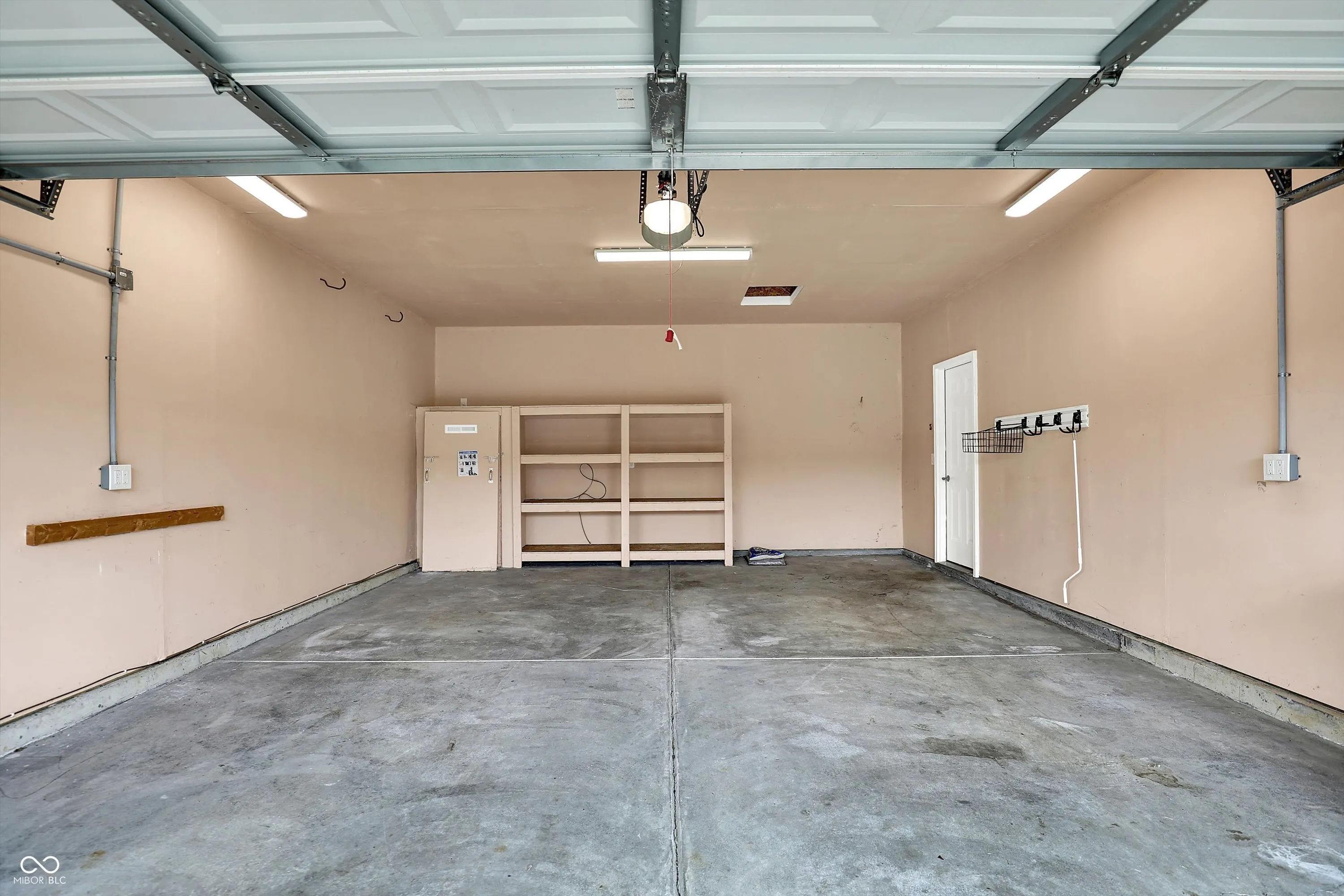 Fishers, Indiana 46037, United States, 2 Bedrooms Bedrooms, ,2 BathroomsBathrooms,Residential,Active,195656