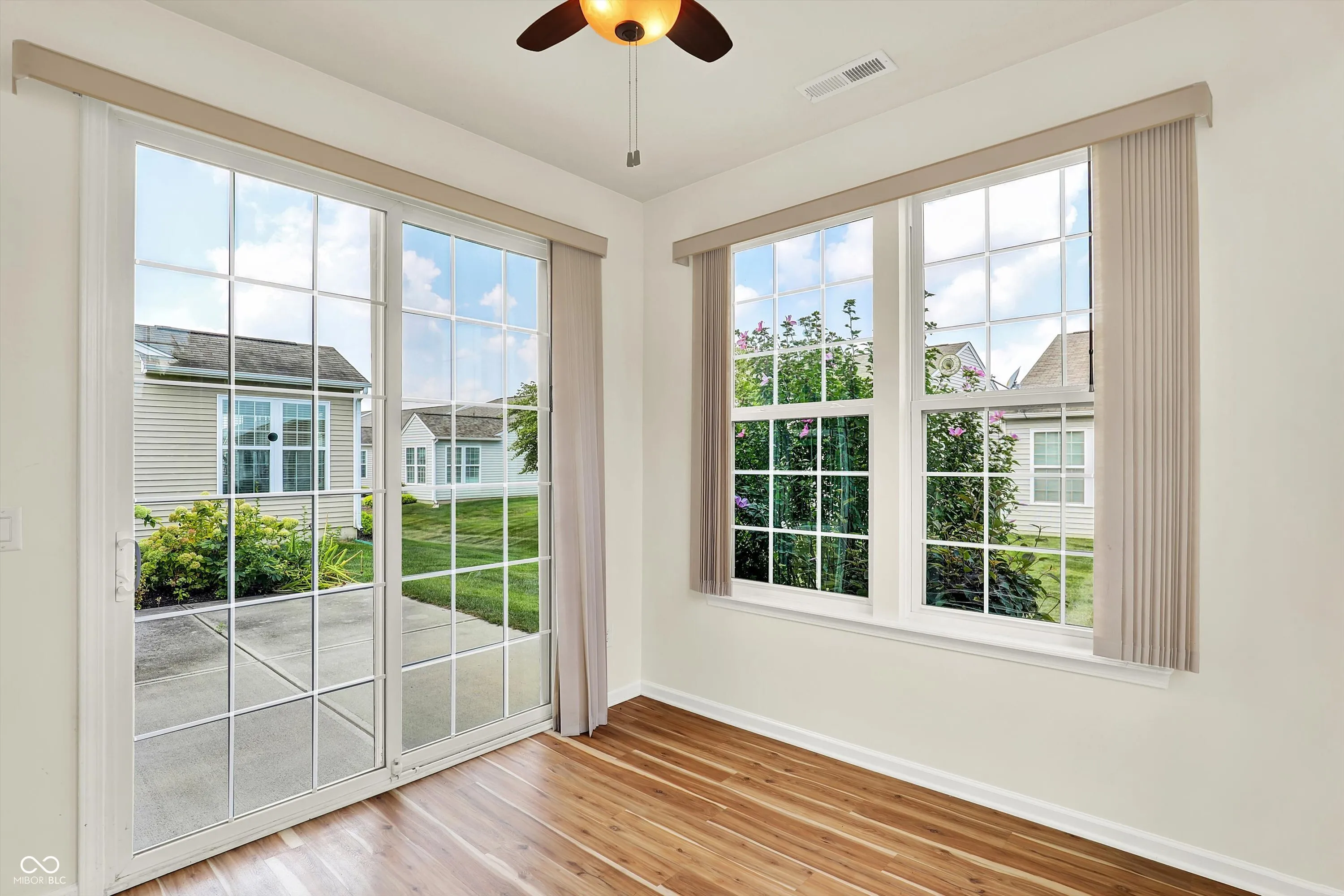 Fishers, Indiana 46037, United States, 2 Bedrooms Bedrooms, ,2 BathroomsBathrooms,Residential,Active,195656