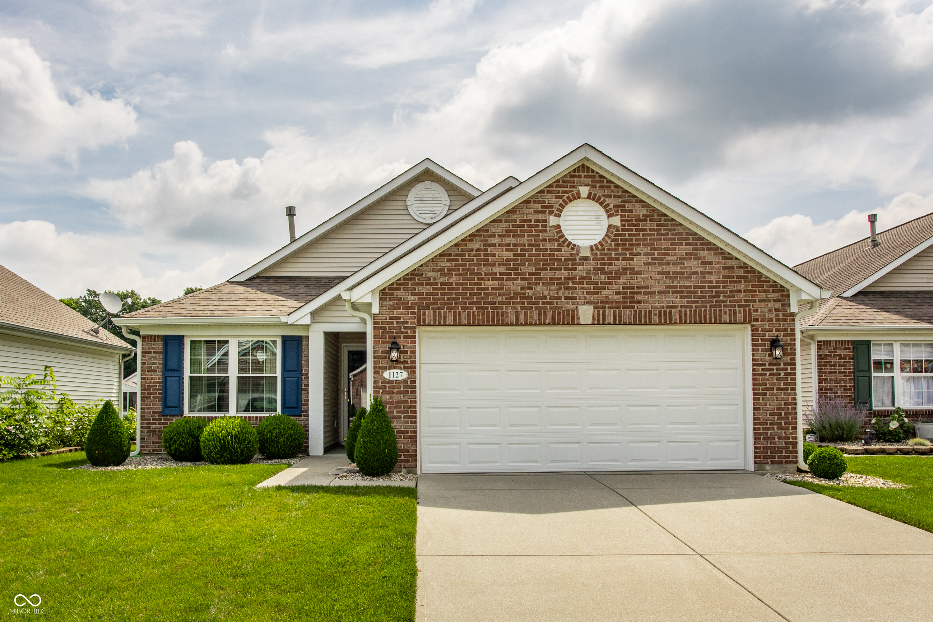 1127 Lincoln Park West Drive