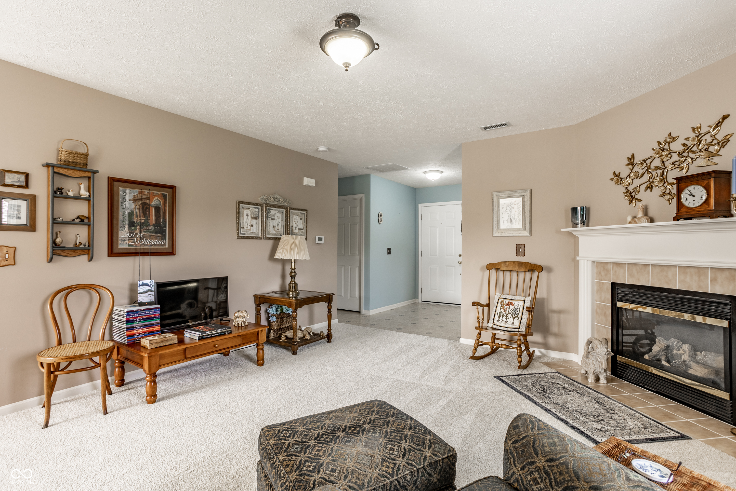 1127 Lincoln Park West Drive