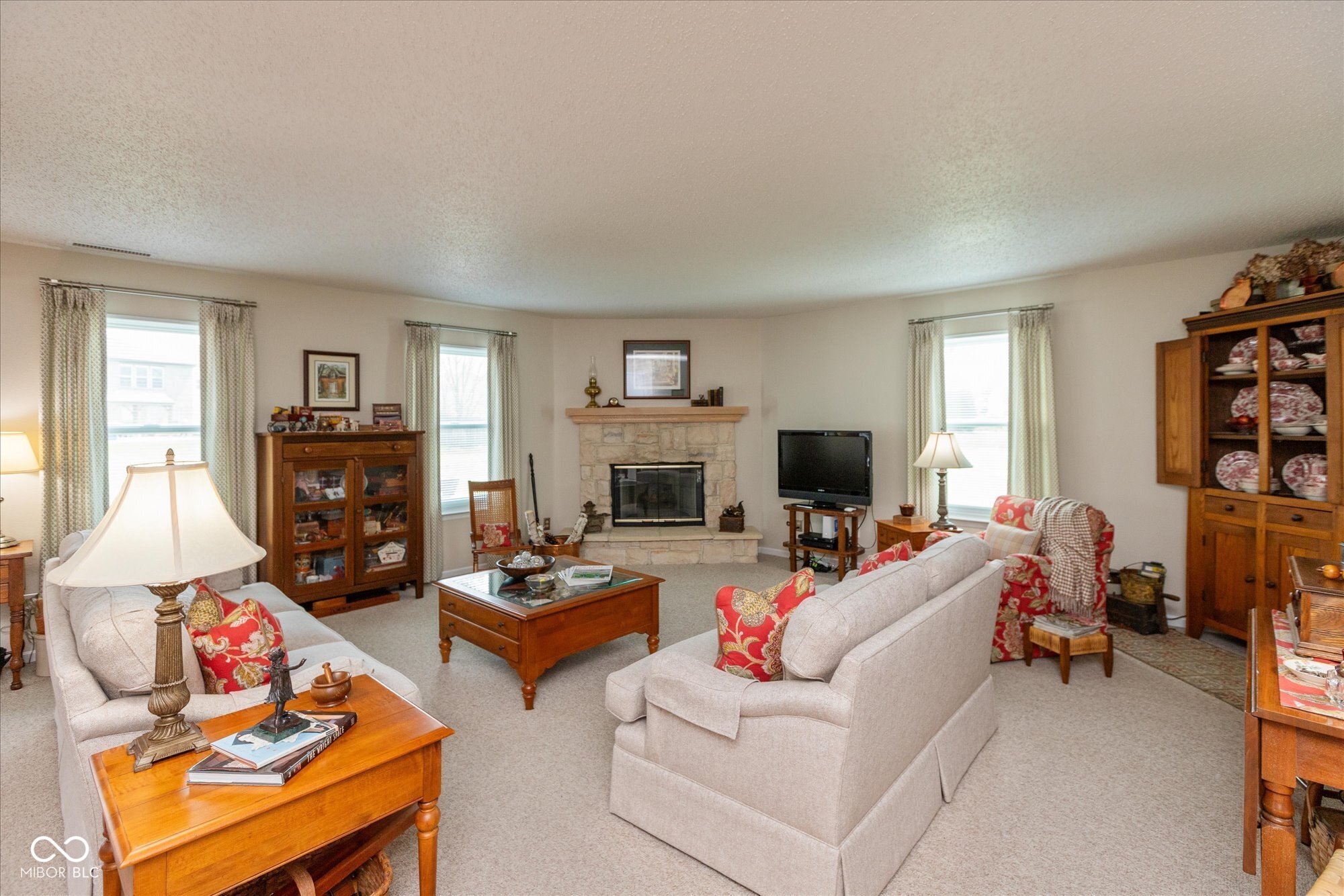 14195 Holly Berry Circle