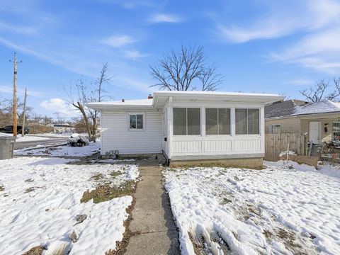 Photo of 3551 N Parker Avenue, Indianapolis, IN 46218 (MLS # 22076281)