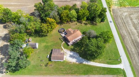 Photo of 9166 W CO RD 50 N, Greensburg, IN 47240 (MLS # 22091833)