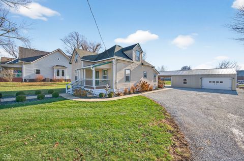 Photo of 713 E Middletown Road, Waldron, IN 46182 (MLS # 22076371)