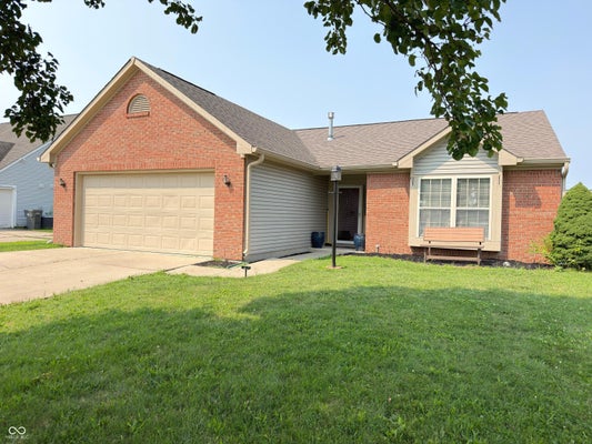 5120 THOMPSON PARK BLVD, INDIANAPOLIS, IN 46237 - Image 52237f02b94681d5c8ae52eddfa46d41/4079434479