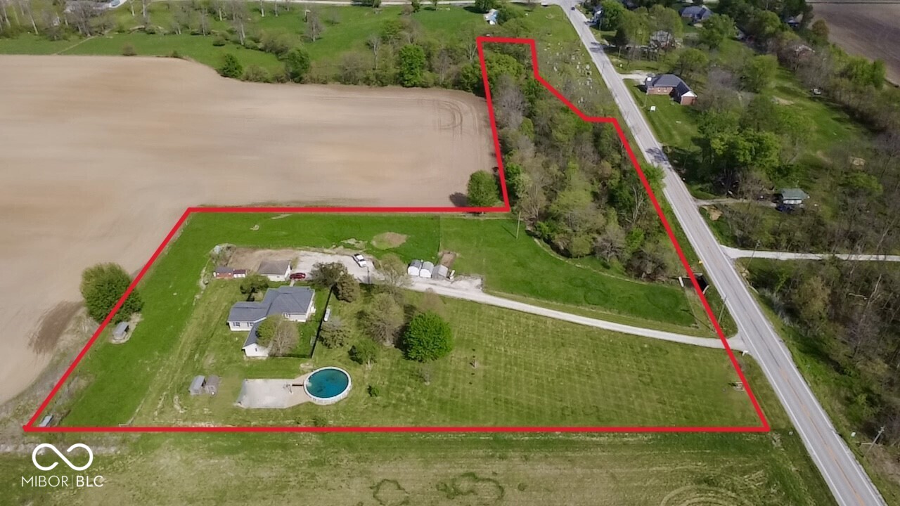 8021 E State Road 236