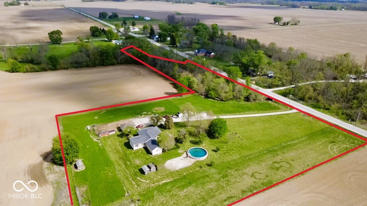 8021 E State Road 236