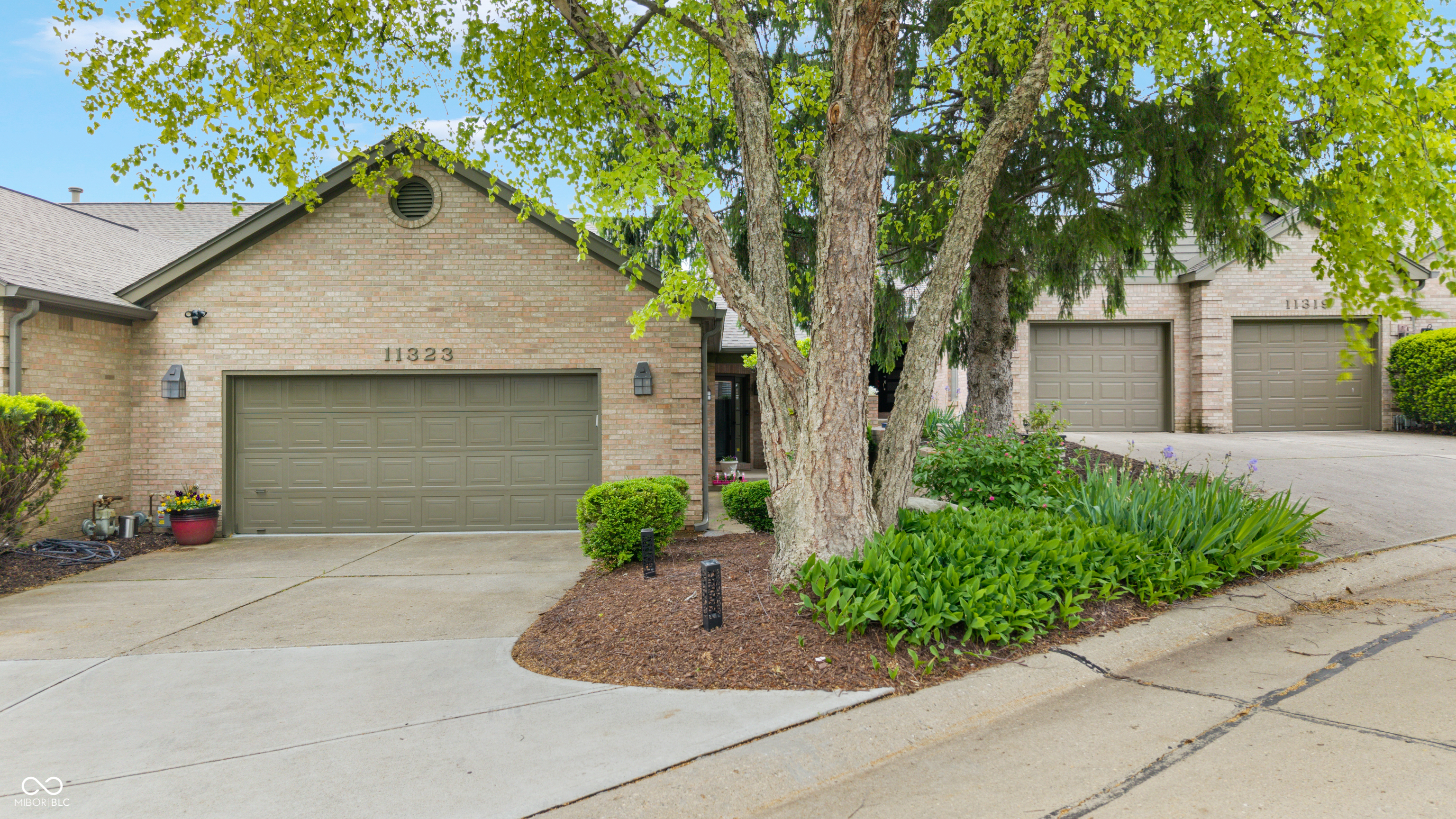 11323 Shoreview Lane