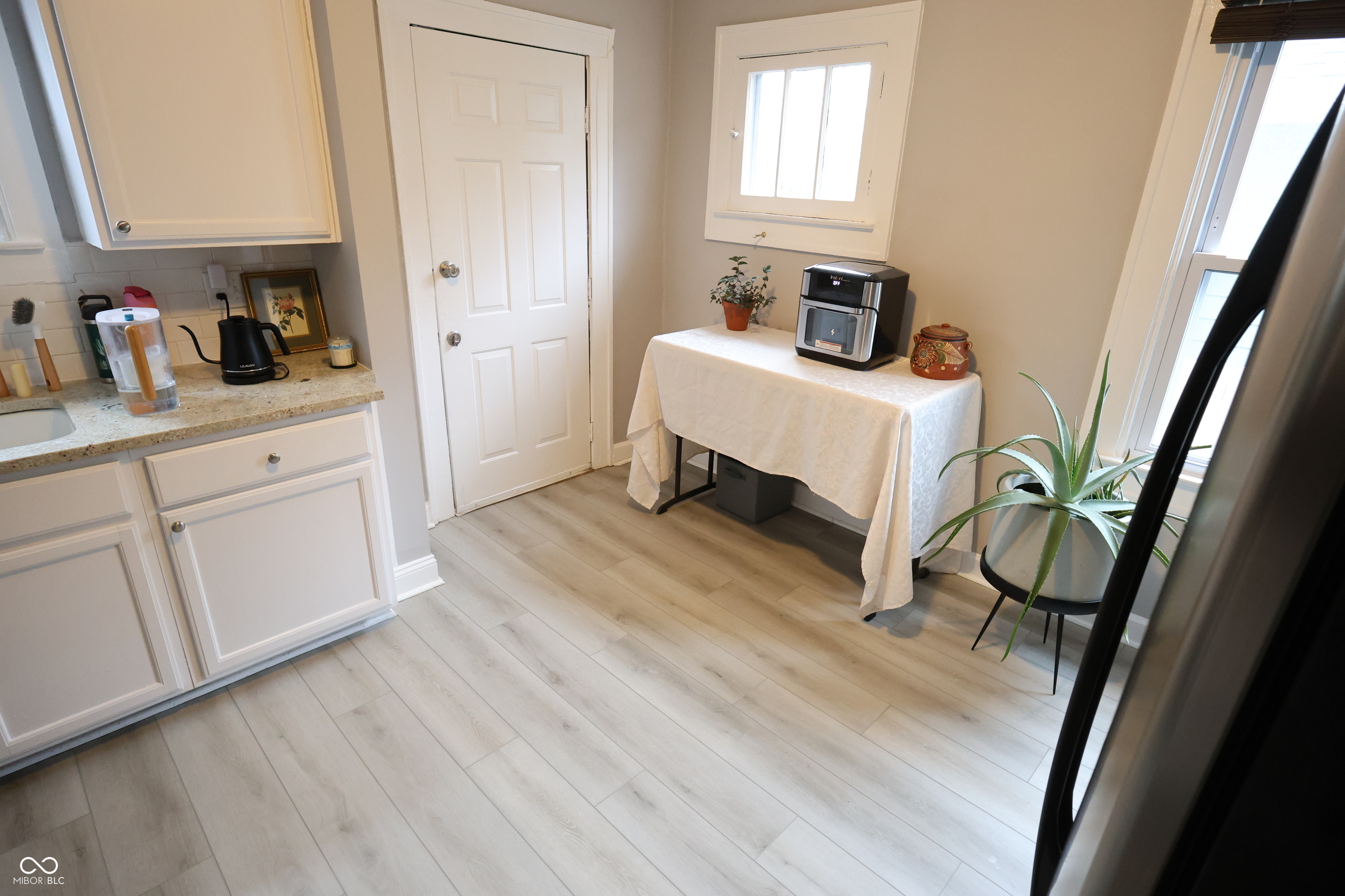 4113 Graceland Avenue