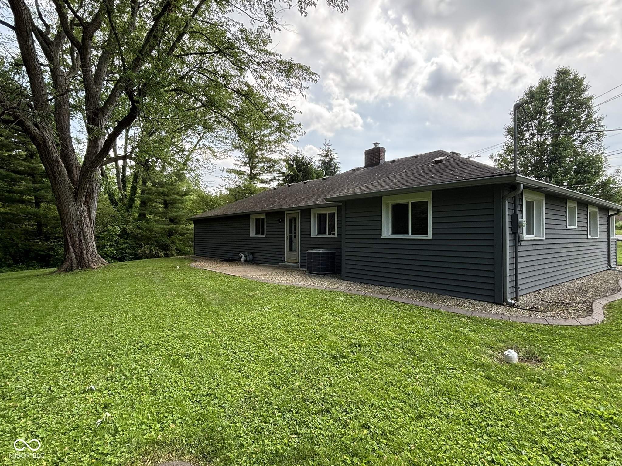 7897 Moore Road