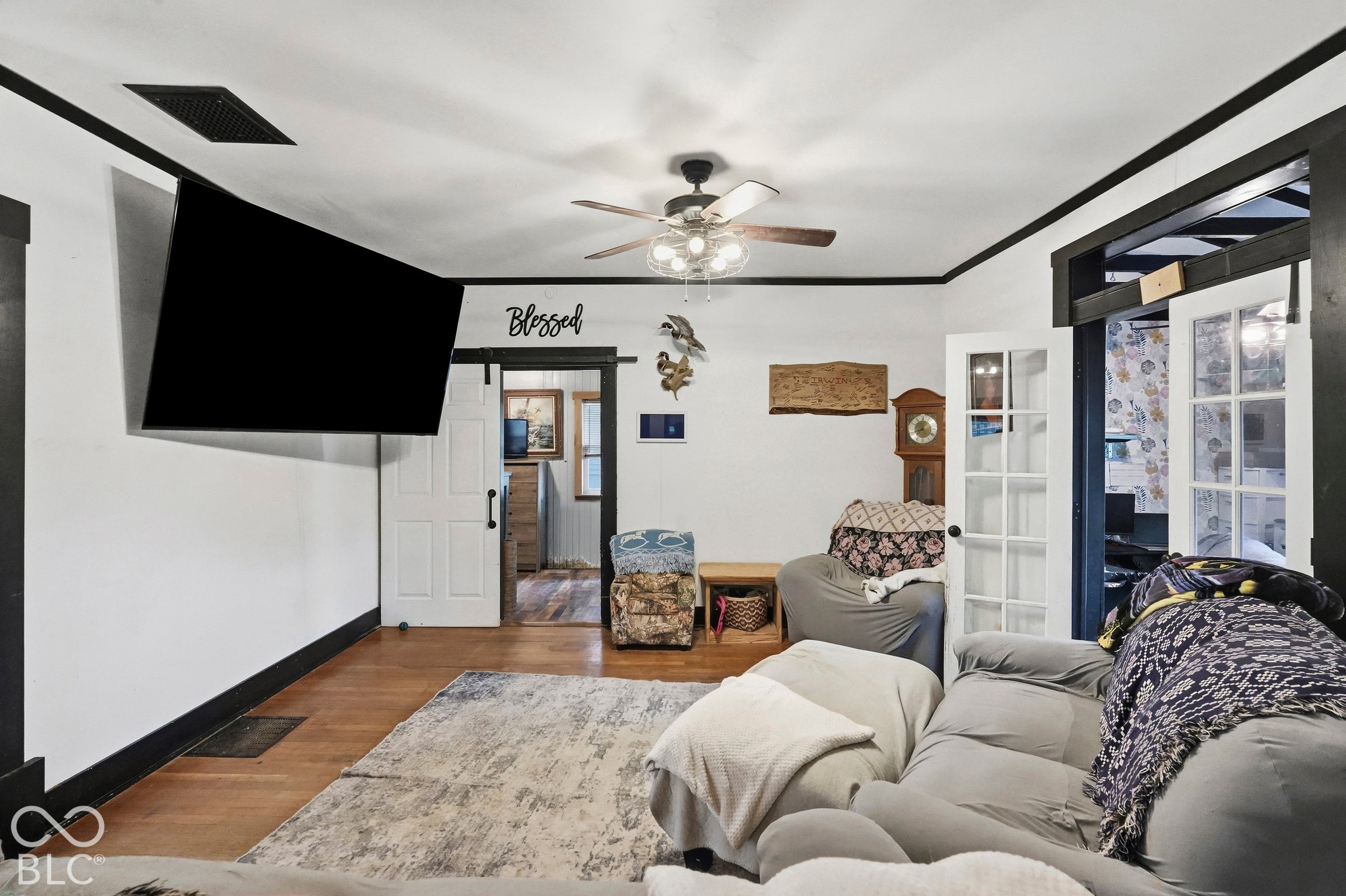 610 E 5th Street