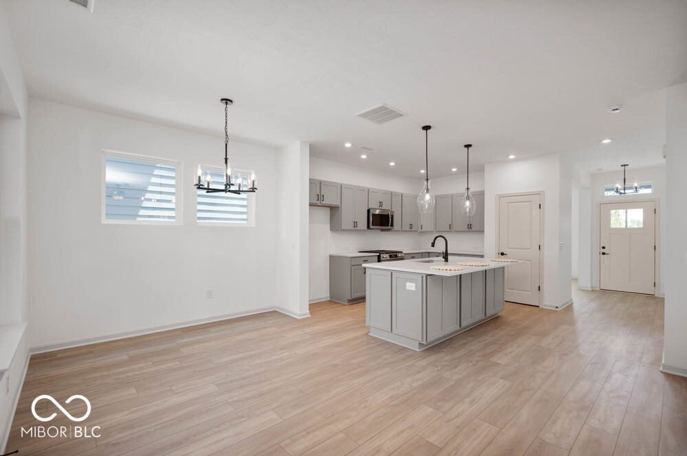 803 James William Lane