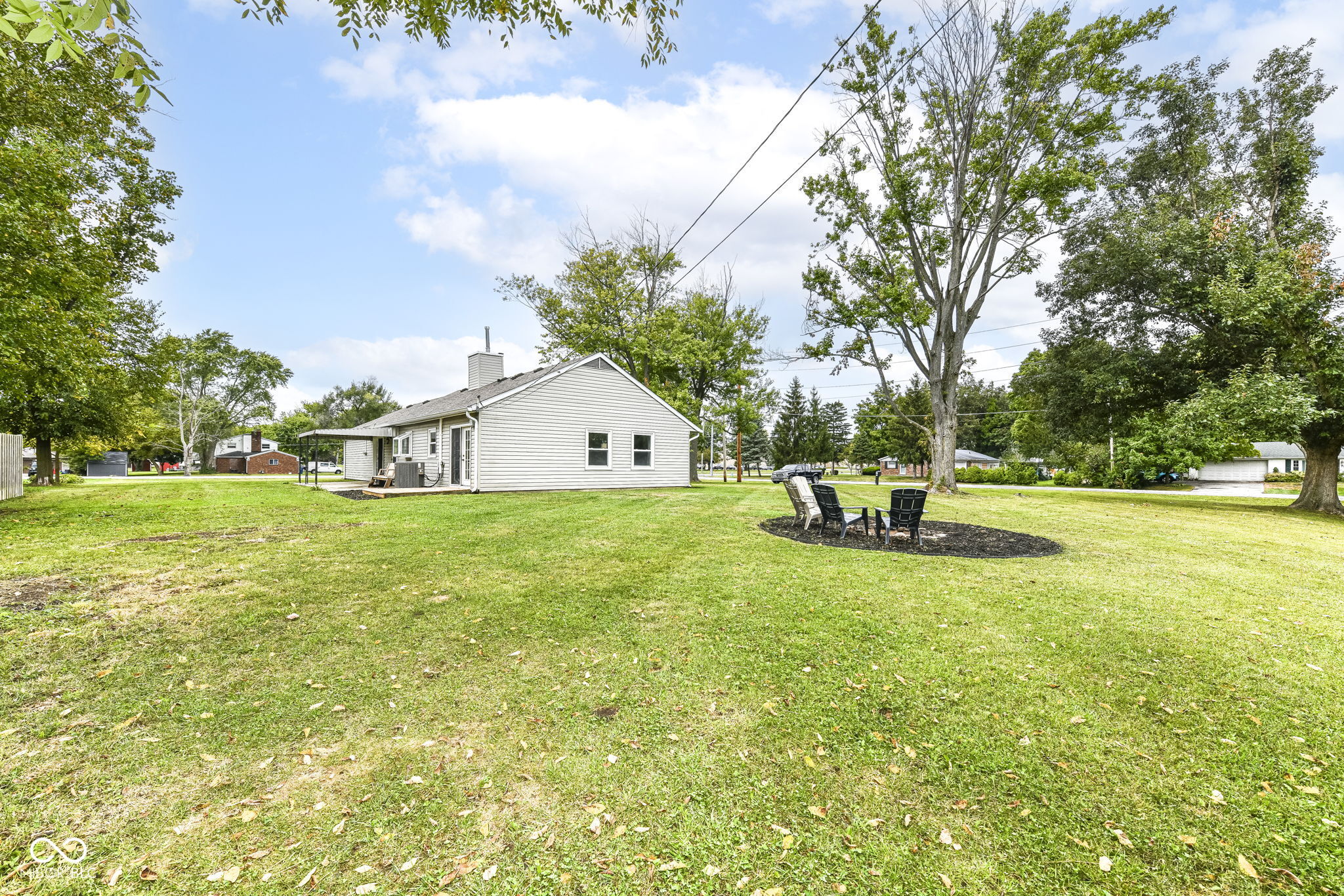 Indianapolis, Indiana 46256, United States, 3 Bedrooms Bedrooms, ,2 BathroomsBathrooms,Residential,Pending,42454