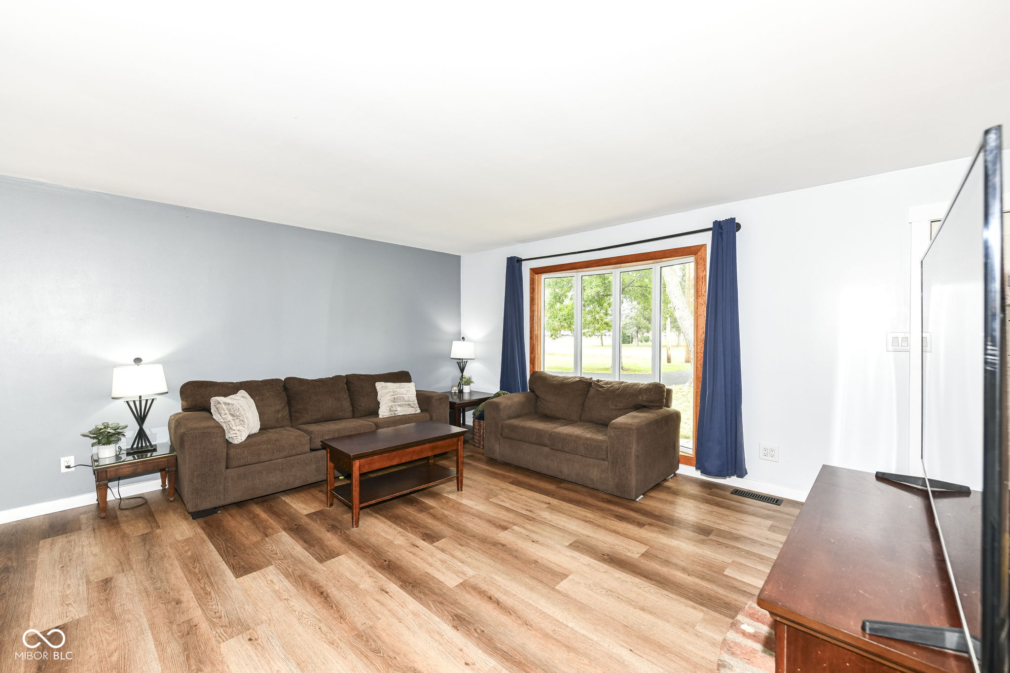 Indianapolis, Indiana 46256, United States, 3 Bedrooms Bedrooms, ,2 BathroomsBathrooms,Residential,Pending,42454