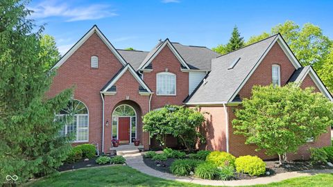 Photo of 10390 Tremont Drive, Fishers, IN 46037 (MLS # 22039640)